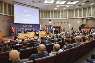 Ticaret Bakanı Ömer Bolat Bursa’da iş dünyasıyla buluştu