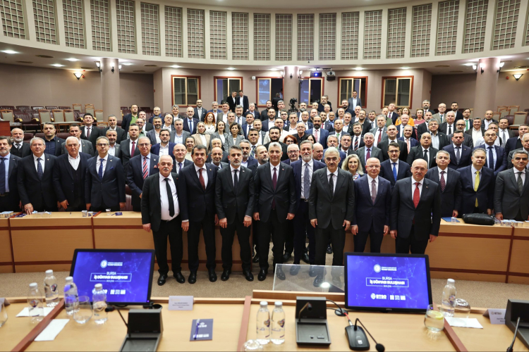 Ticaret Bakanı Ömer Bolat Bursa’da iş dünyasıyla buluştu - Bursa Hayat Gazetesi-5