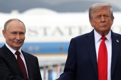 Putin ve Trump arasında 1,5 saatlik kritik zirve!