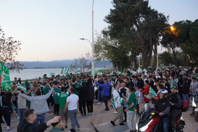 Bursa İznik’te yeşil-beyaz coşkusu