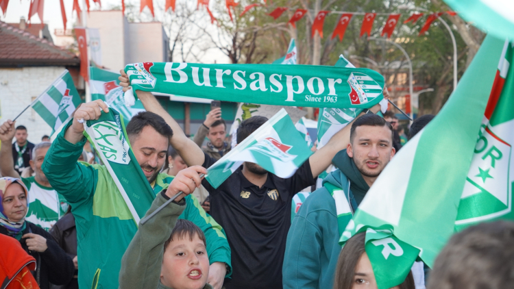 Bursa İznik’te yeşil-beyaz coşkusu - Bursa Hayat Gazetesi-3