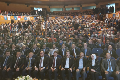 Bursa’da AK Parti buluşması! Mahalle teşkilatlarının rolü masaya yatırıldı