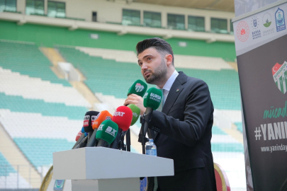 Bursaspor Başkanı Enes Çelik'ten taraftara teşekkür