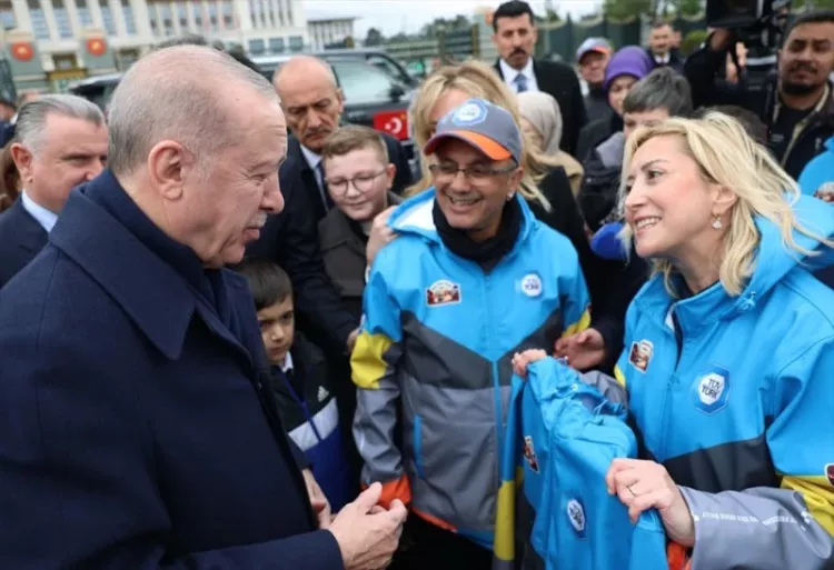 Cumhurbaşkanı Erdoğan rallicileri Külliye’de uğurladı-Bursa Hayat-3