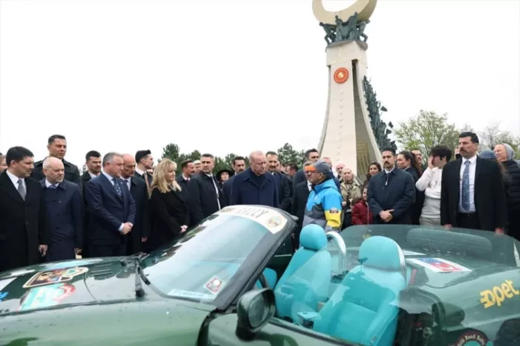 Cumhurbaşkanı Erdoğan rallicileri Külliye’de uğurladı-Bursa Hayat-5