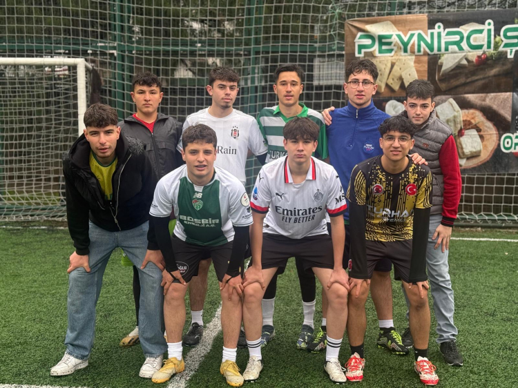 Çiftehavuzlar Spor Tesisleri’nde futbol şöleni - Bursa Hayat Gazetesi-5