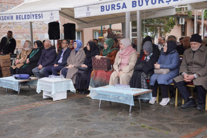 İznik’te gelenek bozulmadı: Eşrefoğlu Rumi dualarla anıldı