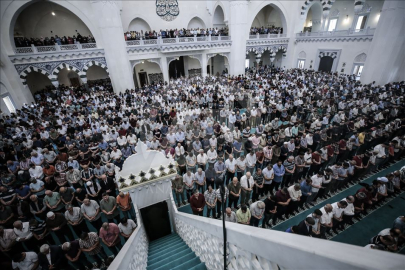 Öğle ezanı saat kaçta okunacak? Kütahya namaz vakitleri | 4 Mayıs 2026