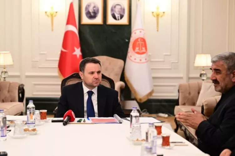 Rojin Kabaiş soruşturmasında kritik görüşme! Bakan Gürlek aileyle bir araya geldi-Bursa Hayat-3