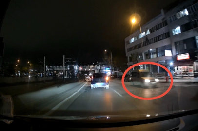 Kural tanımadı, ters şeride girdi: Bursa’da tehlikeli anlar