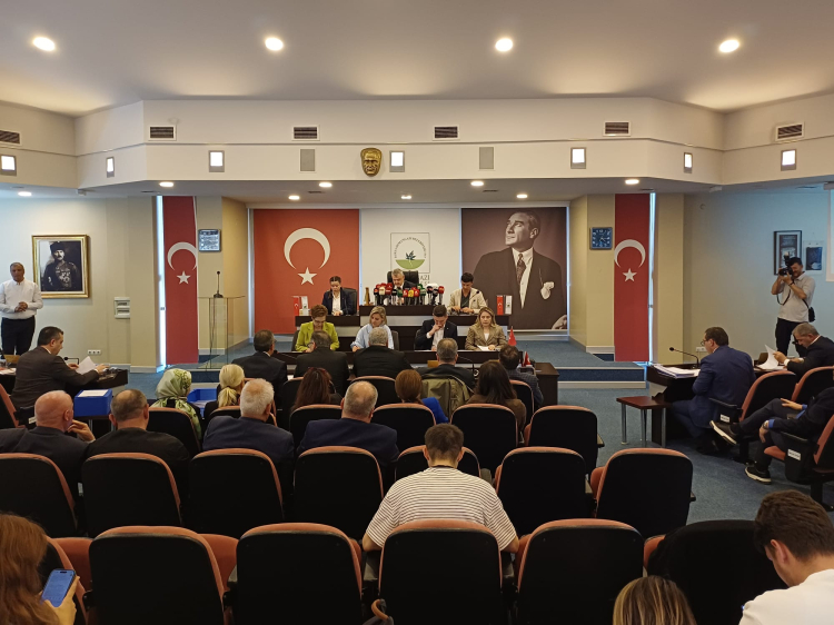 Meclis'te sokak köpeği tartışması - Bursa Hayat - 2