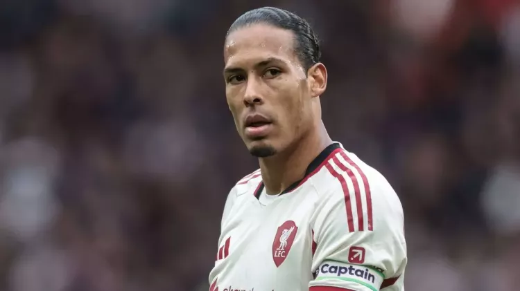 Avrupa devlerini karıştıran iddia! Van Dijk Galatasaray yolunda mı?-Bursa Hayat-3