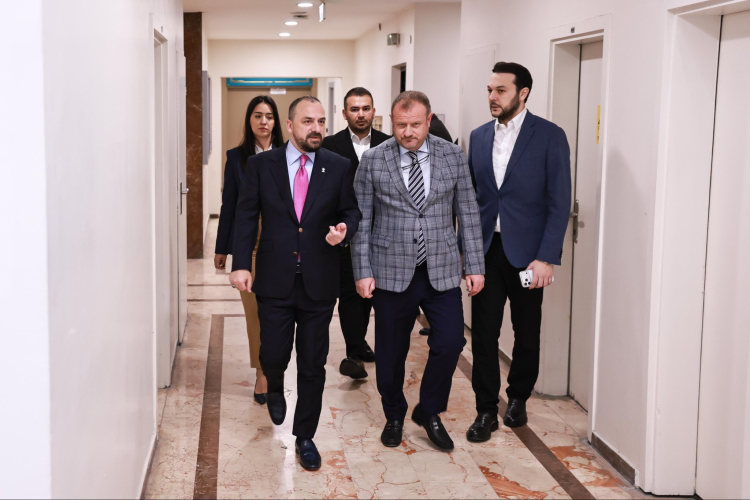 Faruk Acar’dan RTÜK Başkanı Mehmet Daniş’e ziyaret-Bursa Hayat-2