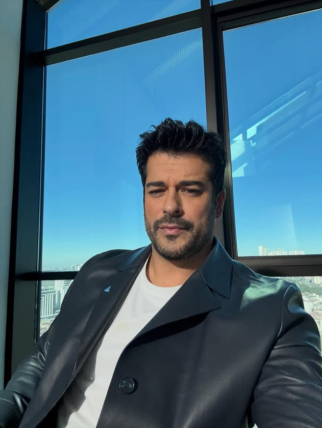 Burak Özçivit
