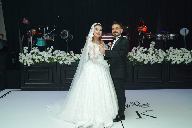 Bursa’da iş ve siyaset dünyasını bir araya getiren düğün - Bursa Hayat Gazetesi-5