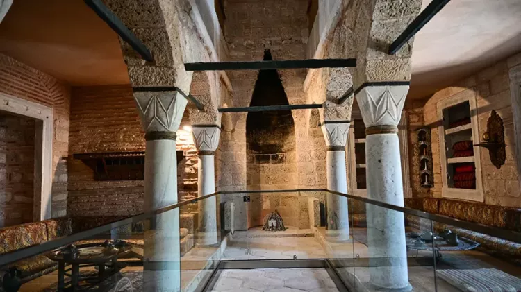 Haremde ziyaret rotası genişledi: Tarihi alan ziyarete açıldı-Bursa Hayat-3