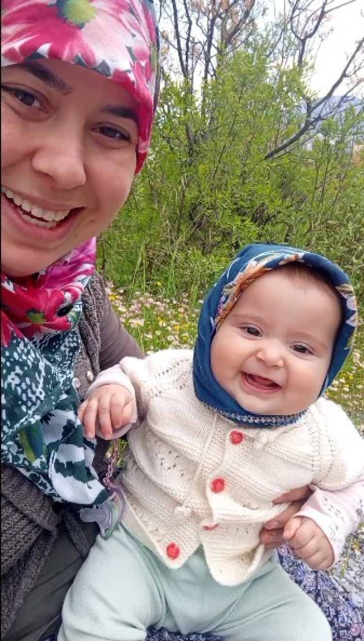 Evde duramayan bebek Gökçe milyonları gülümsetti-Bursa Hayat Gazetesi-2