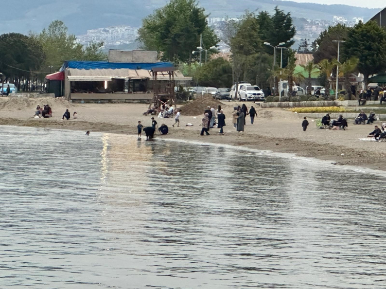 Bursa’da sezonun ilk kulaçları atıldı!-Bursa Hayat Gazetesi-2