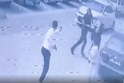 Bursa'da güvenlik kamerasına yansıyan silahlı saldırı