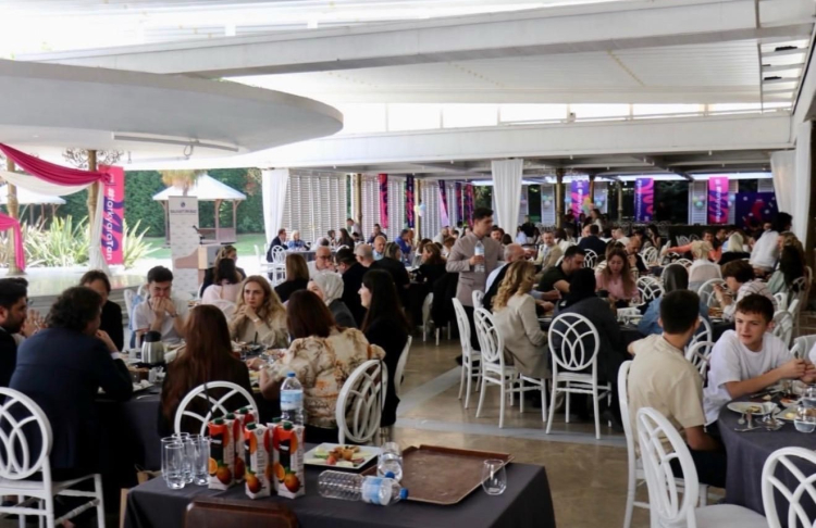 BALKANTÜRKSİAD Anneler Günü’nde aileleri buluşturdu - Bursa Hayat Gazetesi-2