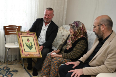 Bursa'da Başkan Karabatı'dan yüreklere dokunan ziyaret