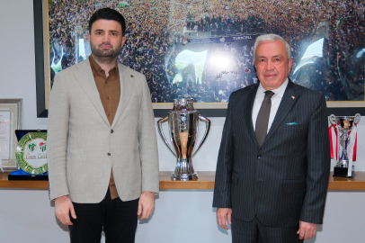 Bursaspor Başkanı Enes Çelik, Şadi Özdemir’i ağırladı