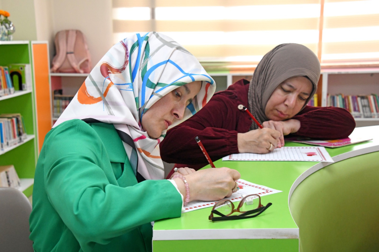 Osmangazi’de kitap, sevgi ve anne temalı etkinlik - Bursa Hayat Gazetesi-4