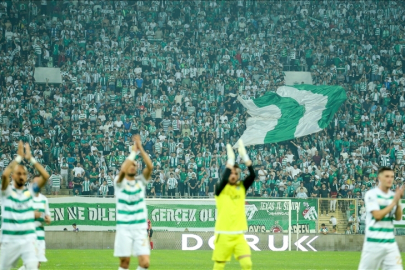 Bursaspor'da bir ayrılık daha!