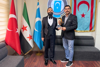 Akif Manaf’a "Umut ve Barış Ödülü" verildi