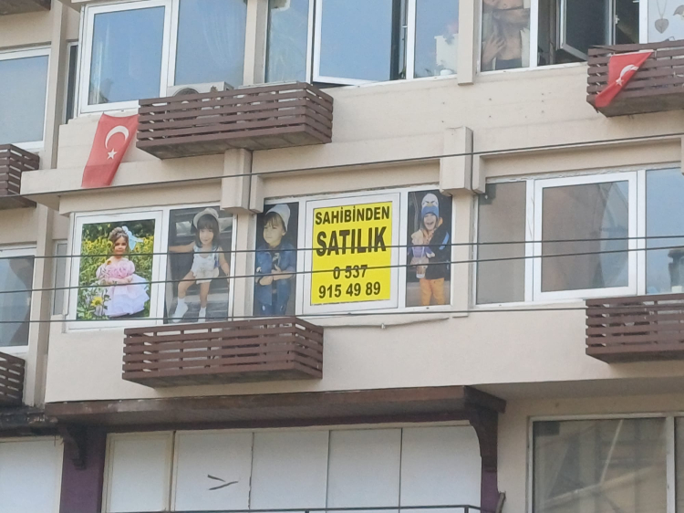 Bursa Atatürk Caddesi’ndeki iş hanlarında “kiralık ve satılık” ilanları artıyor - Bursa Hayat Gazetesi-7