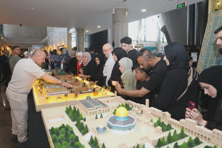 Bursa’da manevi yolculuk Mukaddes Emanetler Sergisi açıldı - Bursa Hayat Gazetesi-2