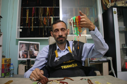 Engel tanımayan usta tespihleriyle dünyaya açıldı