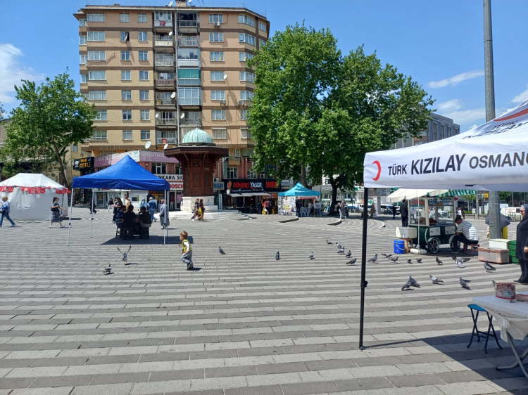Bursa'da Fomara Meydanı STK çadırlarıyla doldu taşdı - Bursa Hayat - 2