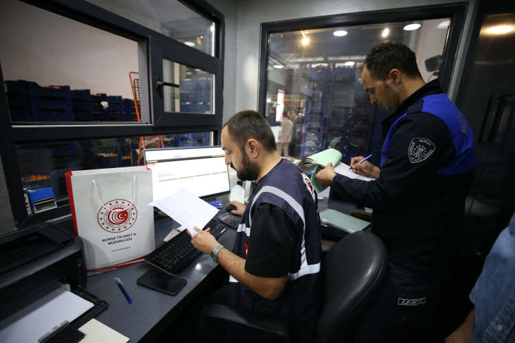 Bursa’da ekipler sahada: Bayram öncesi fırsatçılara geçit verilmiyor! - Bursa Hayat - 5