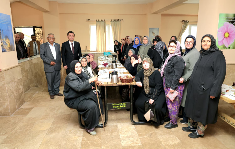 Başkan Erkan Aydın’ın hizmet mesaisi mahallelerde devam ediyor - Bursa Hayat Gazetesi-5