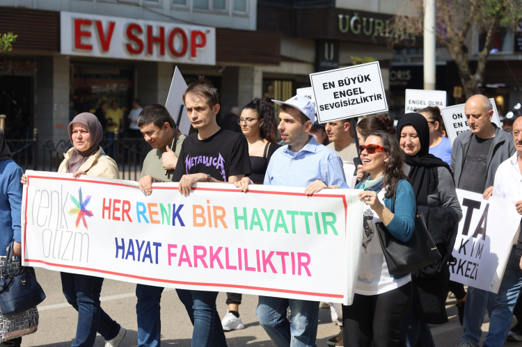 Bursa’da “Ön yargı en büyük engeldir” mesajı - Bursa Hayat Gazetesi-2