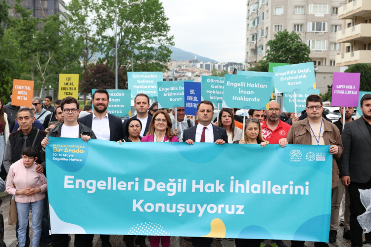 Nilüfer’de Üç Fidan’dan Halk Evi’ne farkındalık yürüyüşü - Bursa Hayat Gazetesi-3