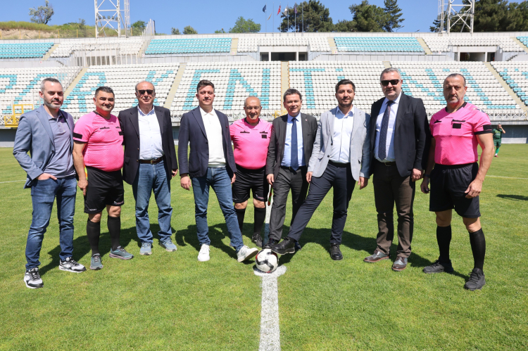 Balkan Master Futbol Turnuvası Bursa’da kardeşlik köprüsü kurdu - Bursa Hayat Gazetesi-2
