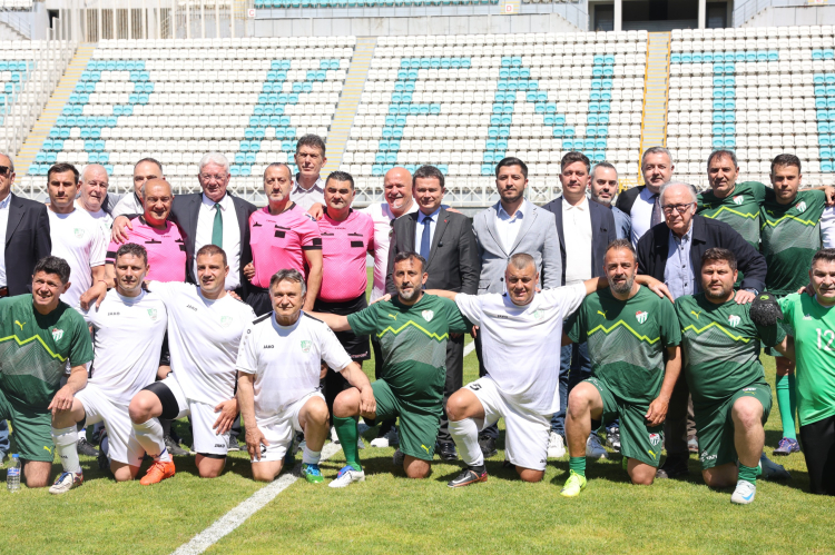 Balkan Master Futbol Turnuvası Bursa’da kardeşlik köprüsü kurdu - Bursa Hayat Gazetesi-5