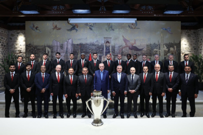 Şampiyon Galatasaray Cumhurbaşkanlığı Külliyesi’nde