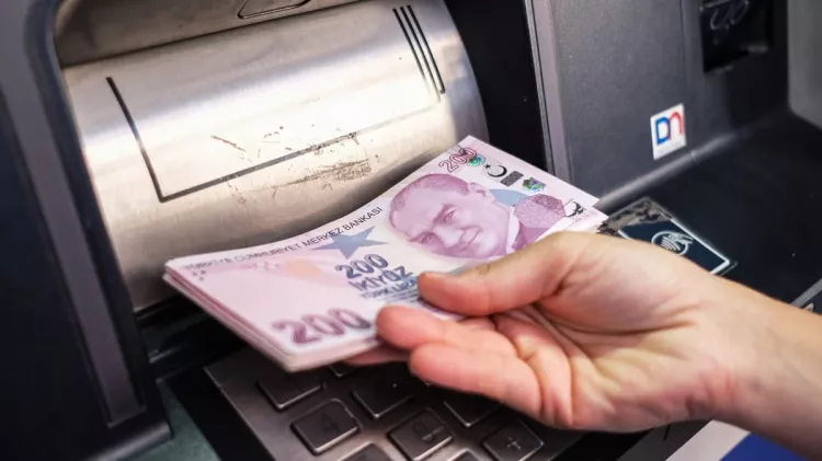 ATM'lerde bayram hazırlığı: Limitler güncellendi - Bursa Hayat - 4