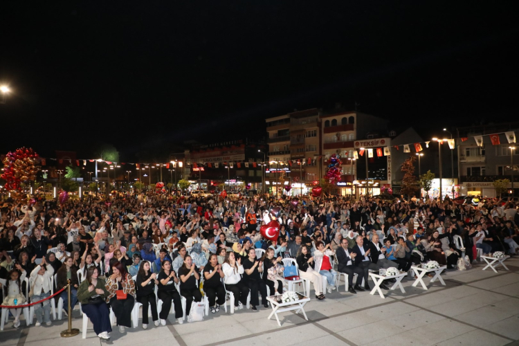 Safa Zakir Bursa'da unutulmaz gece - Bursa Hayat - 2