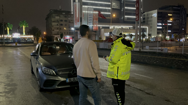 Bursa’da alkollü polise zor anlar yaşattı - Bursa Hayat - 3