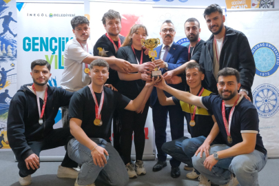 Bursa'da gençlik yılına spor damgası: 10 branşta kıyasıya mücadele