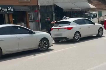 Bursa’da yol verme tartışması kavgaya dönüşmeden önledi