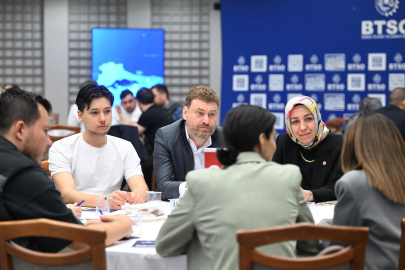 Bursa iş dünyasından E-İhracat hamlesi: Dev platformlar BTSO’da buluştu