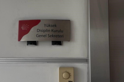 CHP Genel Merkezi’nde arbede izleri siliniyor