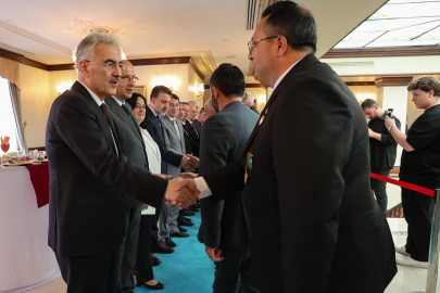 Bursa protokolü bayramlaştı