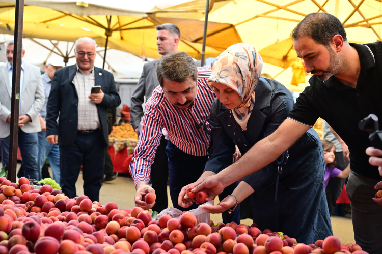 Başkan Yılmaz’dan saha ziyareti ve esnafla bayramlaşma - Bursa Hayat Gazetesi-3