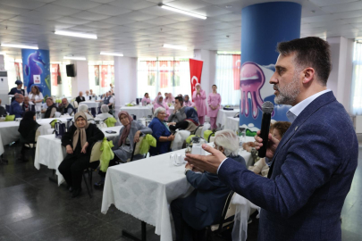 Bursa’da bayramın manevi atmosferi toplumun her kesiminde paylaşıldı